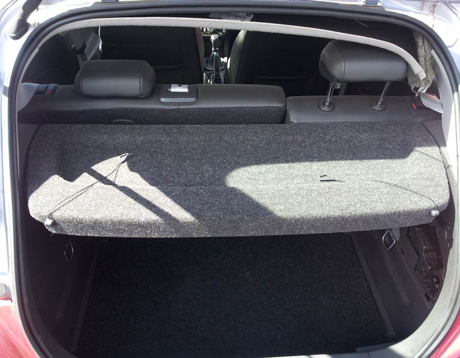 Vauxhall Corsa Design parcel-shelf